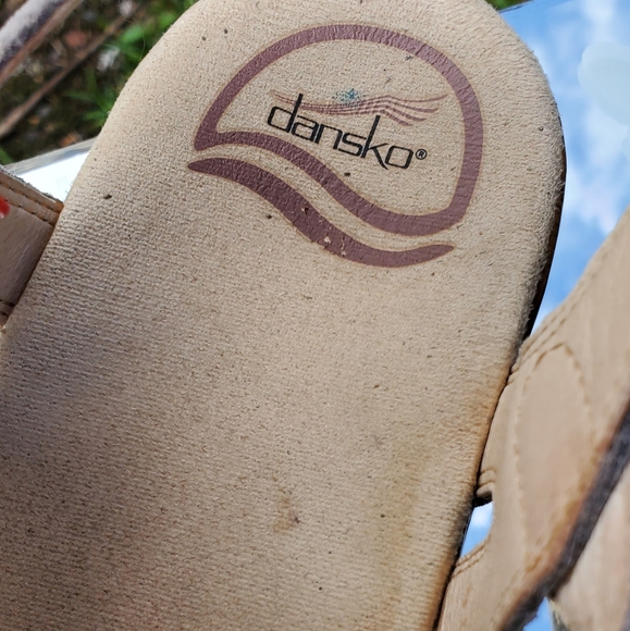 Leather Dansko clog sandals, beige and gold size 40 - Picture 7 of 17